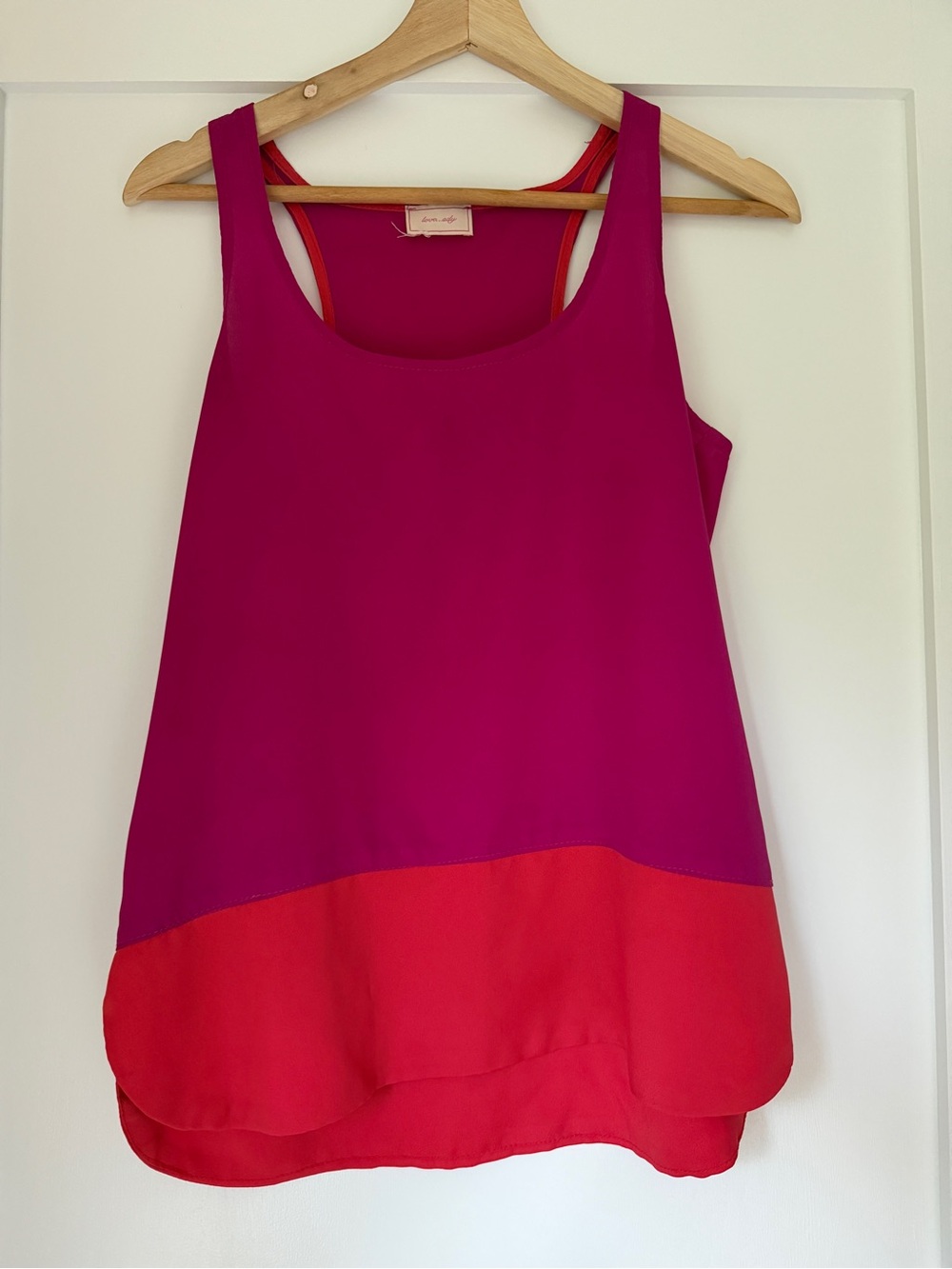 love...ady Magenta & Red Colorblock Tank